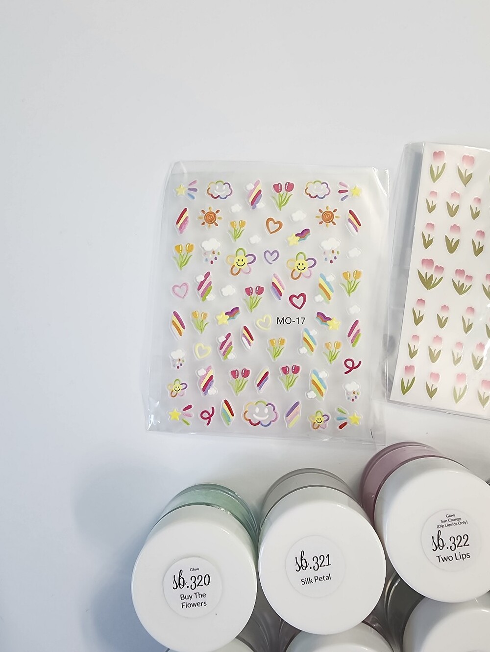 NEW! Sparkle & Co. Tulips Dip Powder Mini Set - Picture 5 of 16